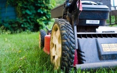 4 Lawn Mower Safety Tips You May Be Overlooking | MNN – Mother Nature Network