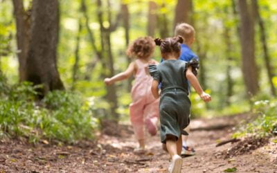 5 Easy Nature Walk Ideas to Help Get Your Kids Outside Today – Get the Kids Outside